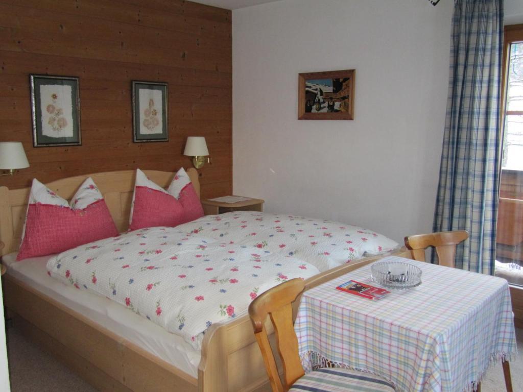 Haus Friedl Kitzbuhel Room photo