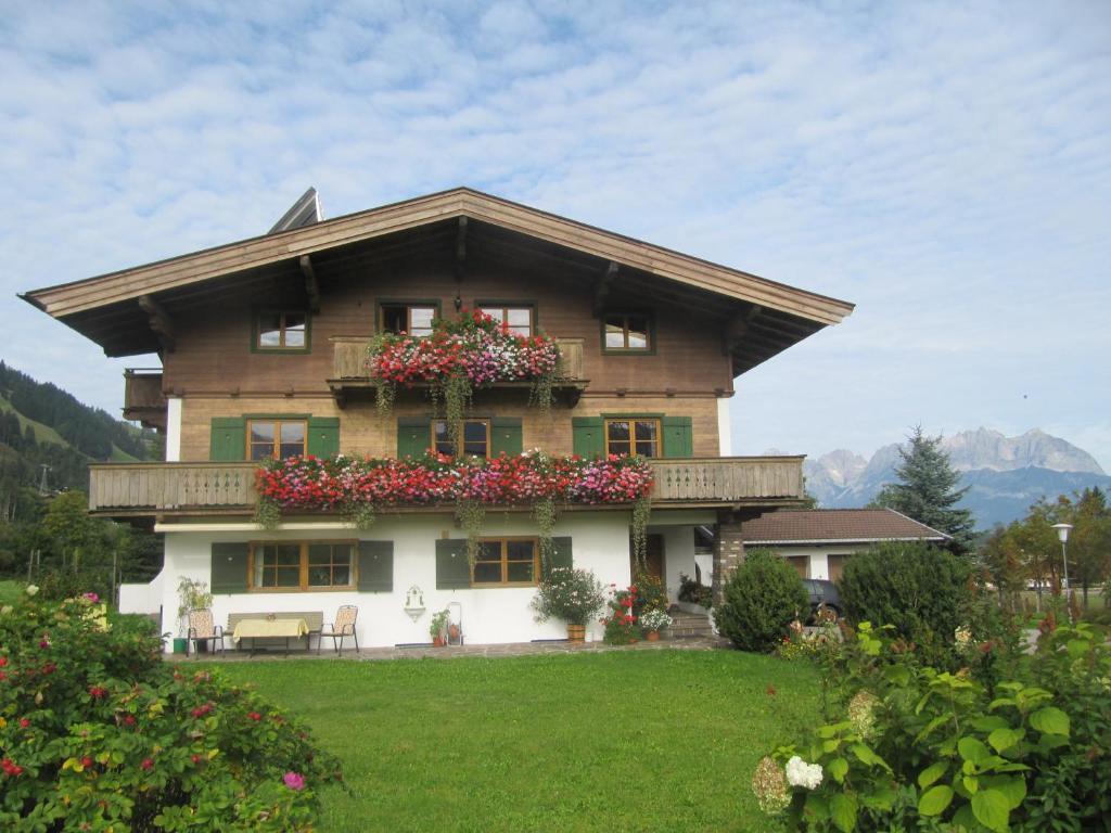 Haus Friedl Kitzbuhel Exterior photo